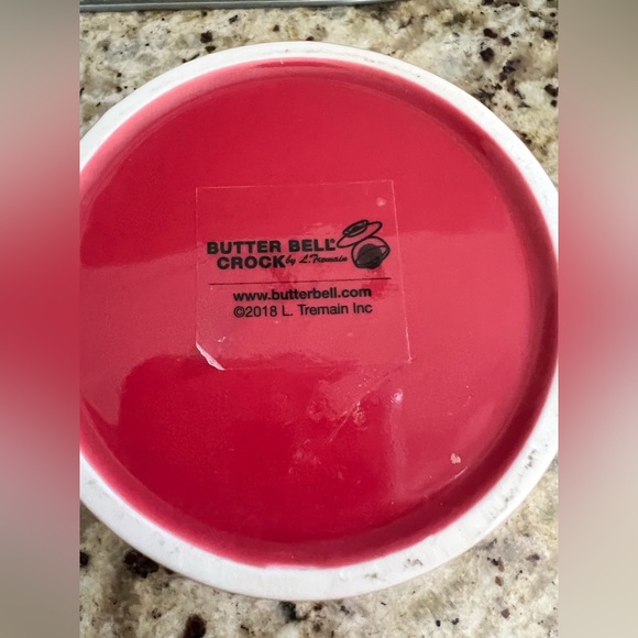 Butter Bell. The Original Butter Bell crock.Countertop Ceramic Butter Dish - Picture 4 of 6